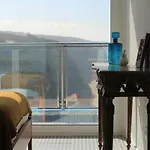 Pensionat Mega Ocean - - Sintra 3*