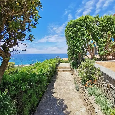 Pensión Mega Ocean - - Sintra Magoito