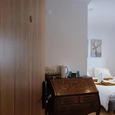 Mega Ocean - - Sintra Guest house